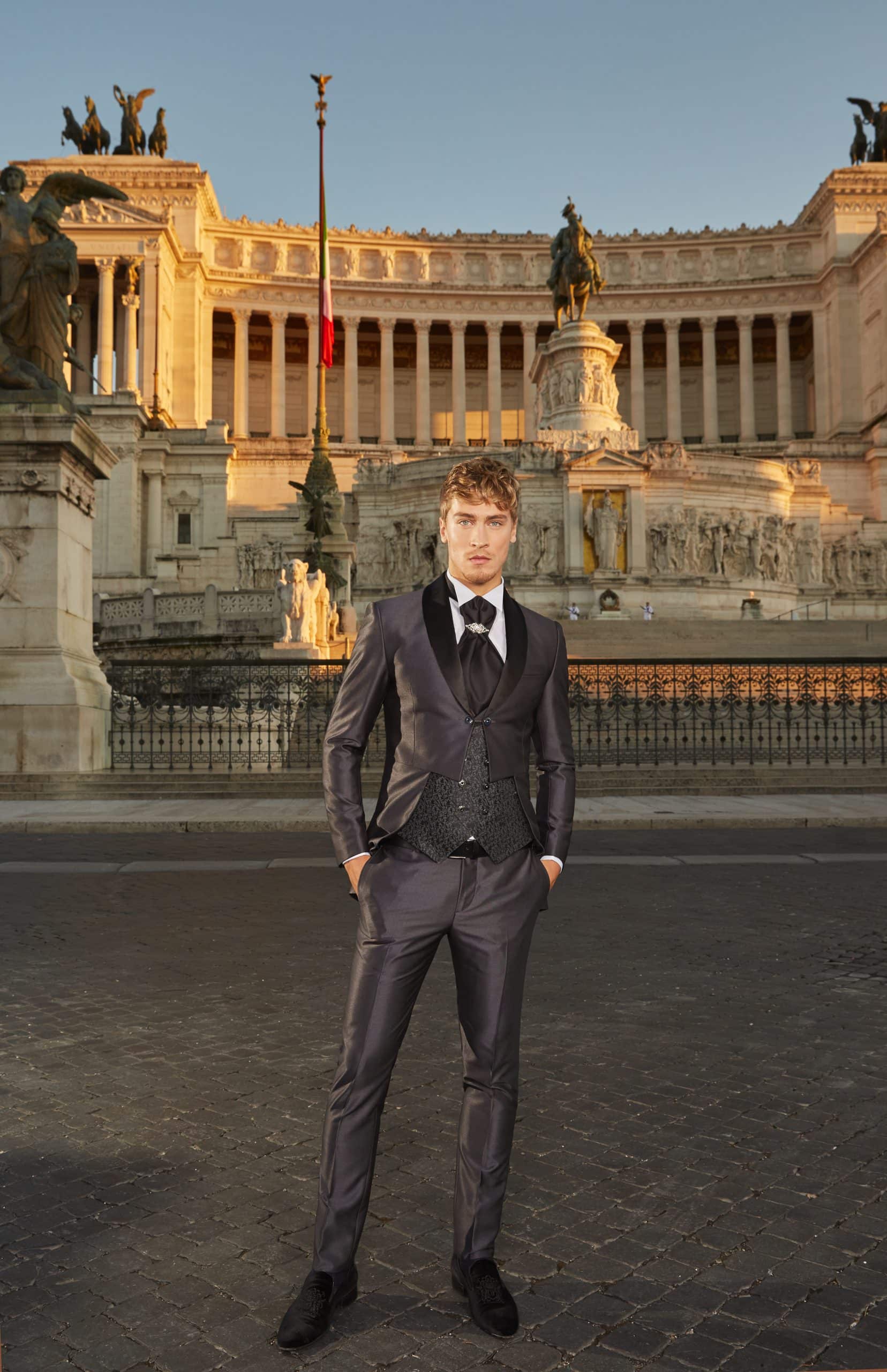 costume de ville parfait